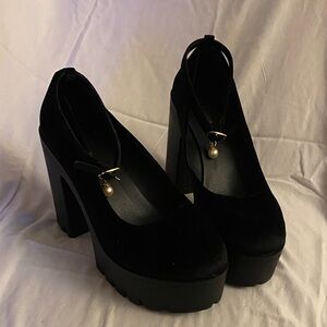Elegant Black Platform Heels